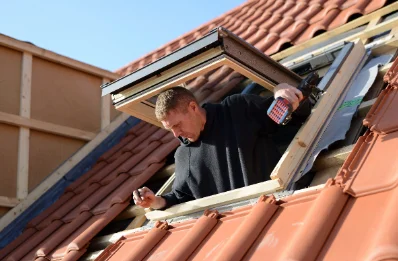 Pose de fenêtres de toit Velux au Mont-Saint-Michel